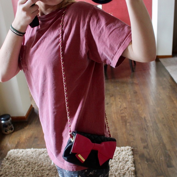 Betsey Johnson Bow Crossbody - Picture 3 of 5